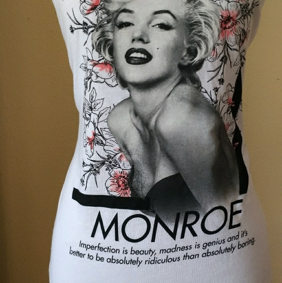 ※NEW※ MARILYN MONROE QUOTE SLEEVELESS TOP -SIZE: L - Picture 3 of 8